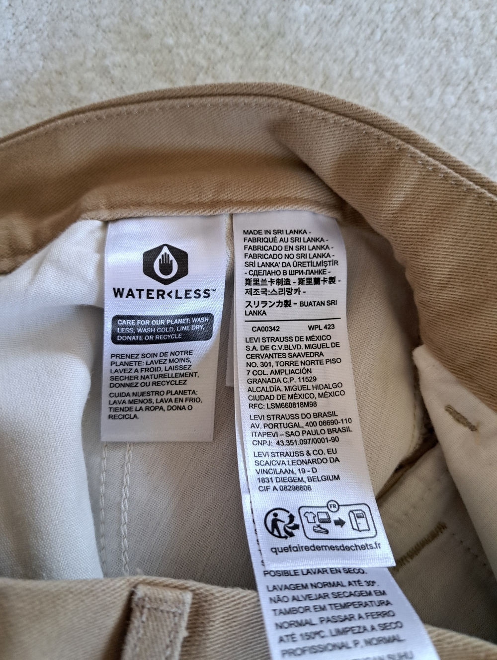Levi's Baggy Trousers Womens Size 28 Wide Leg Pants Tan Unbasic Khaki Classic - Picture 9 of 14